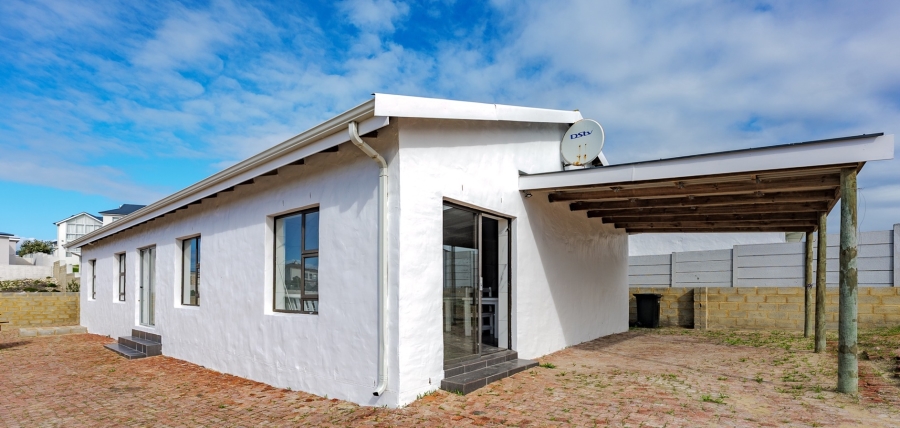 To Let 2 Bedroom Property for Rent in Oceanview Heights Western Cape